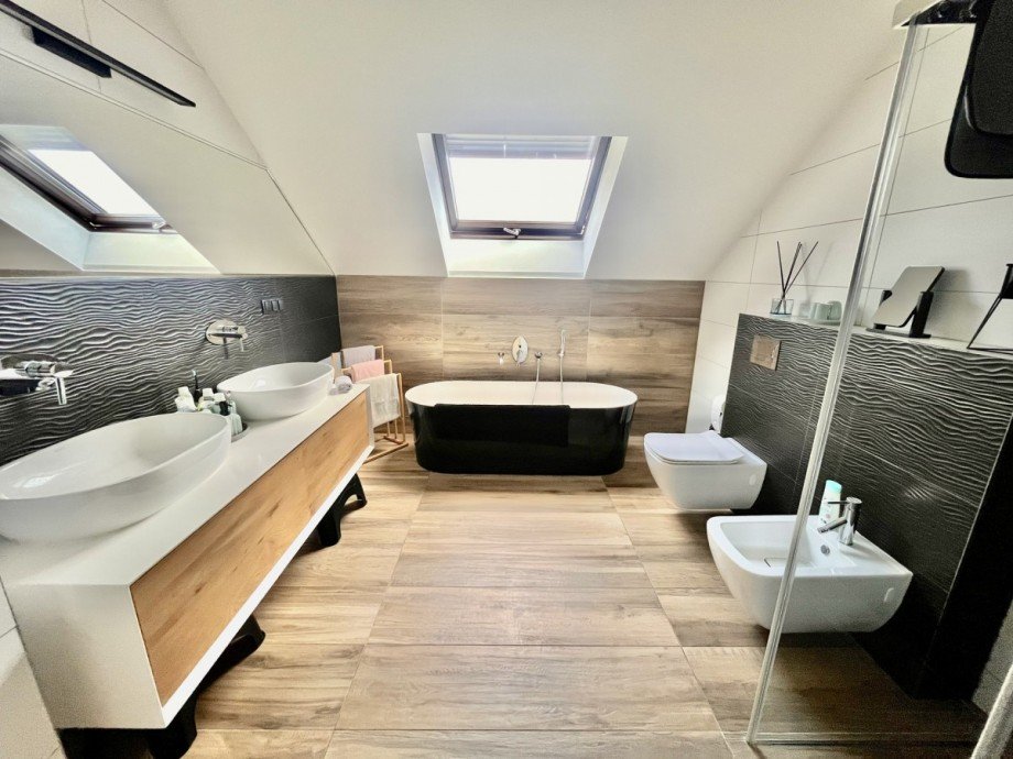 Hauptbadezimmer Einfamilienhaus Dienheim