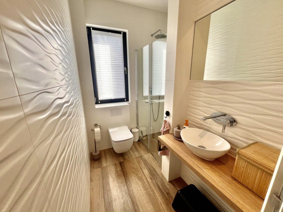 G�stebadezimmer Einfamilienhaus Dienheim