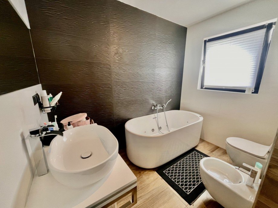 Badezimmer Schlafzimmer Einfamilienhaus Dienheim